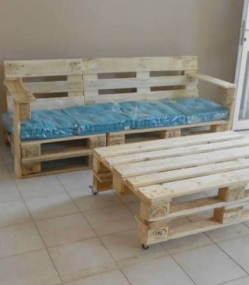 Pallet Bench with Cushion