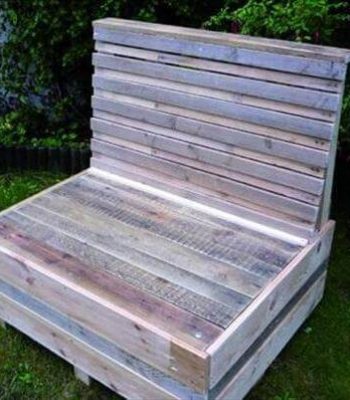 reclaimed pallet chair