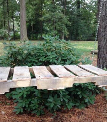 reused pallet swing