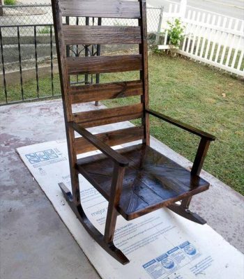 recycled pallet rocking chair