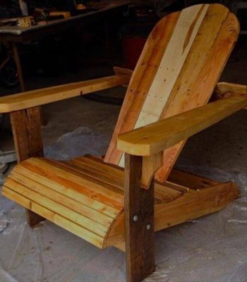 upcycled pallet adirondack design