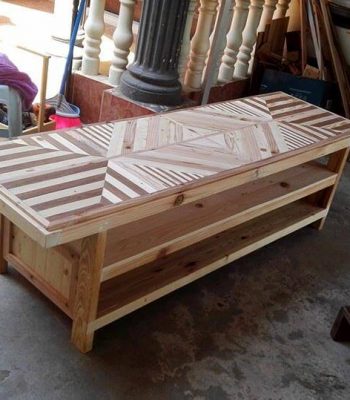 pallet buffet table