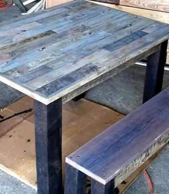 wooden pallet table and bench