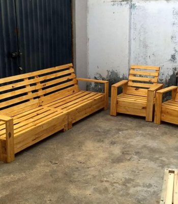 handcrafted wooden pallet patio sitting set