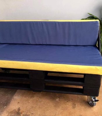 diy pallet sofa on wheels